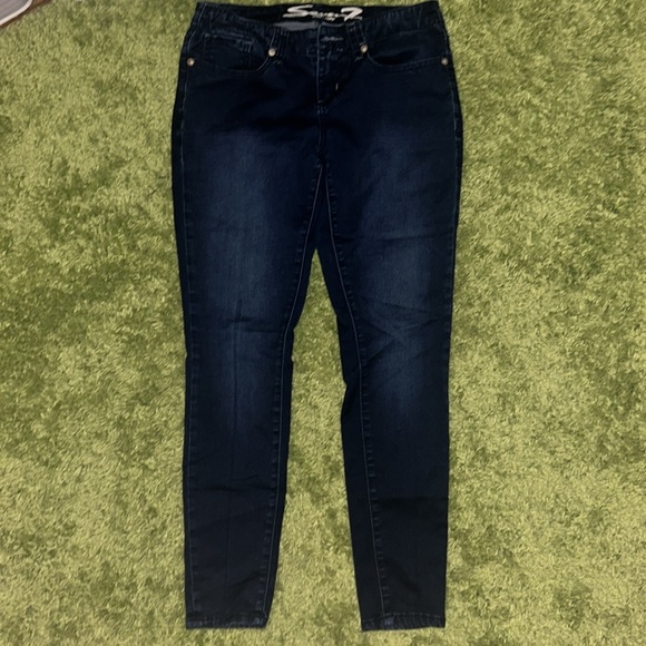 Seven7 Jeans - Picture 5 of 6